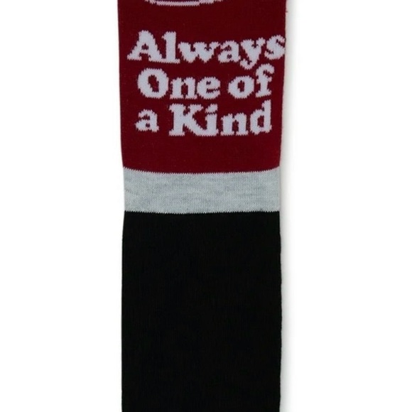 Dr. Pepper Beverages Men’s Crew Socks, 3-Pack, Sizes 8-12 - Picture 3 of 6